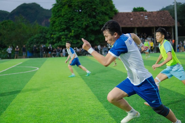 队提供更多 队提供更多